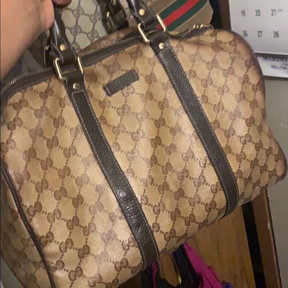 Gucci bag!!